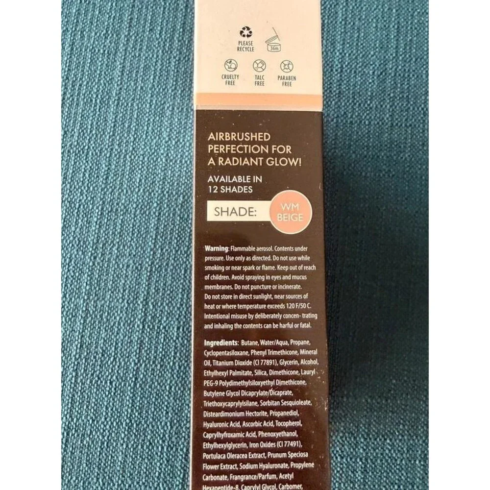 Jerome Alexander Airbrush Foundation with Brush WM Beige